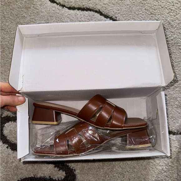 Slip-on Heel Sandals - Picture 5 of 7